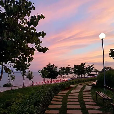 Apartman Sea View In *
