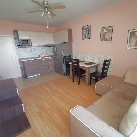 Sea View In Apartman Ravda